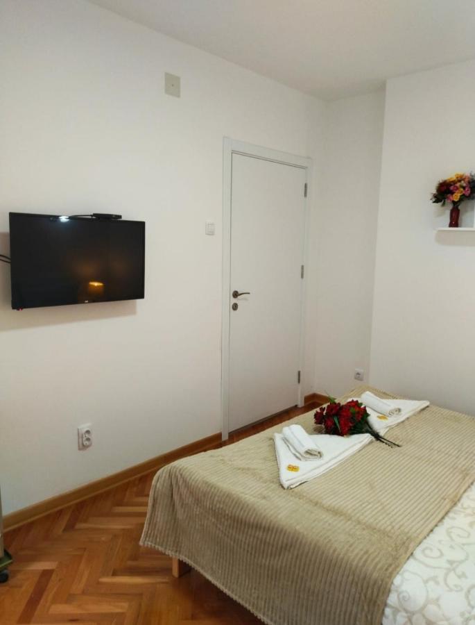 Palace Luxury Apartments The Heart Of בלגרד מראה חיצוני תמונה